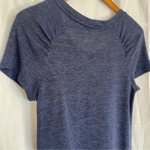 MAURICES Women’s Blue White Aztec Print Short Sleeve Blouse Size Medium - Picture 9 of 11